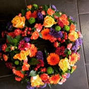 Vibrant loose wreath